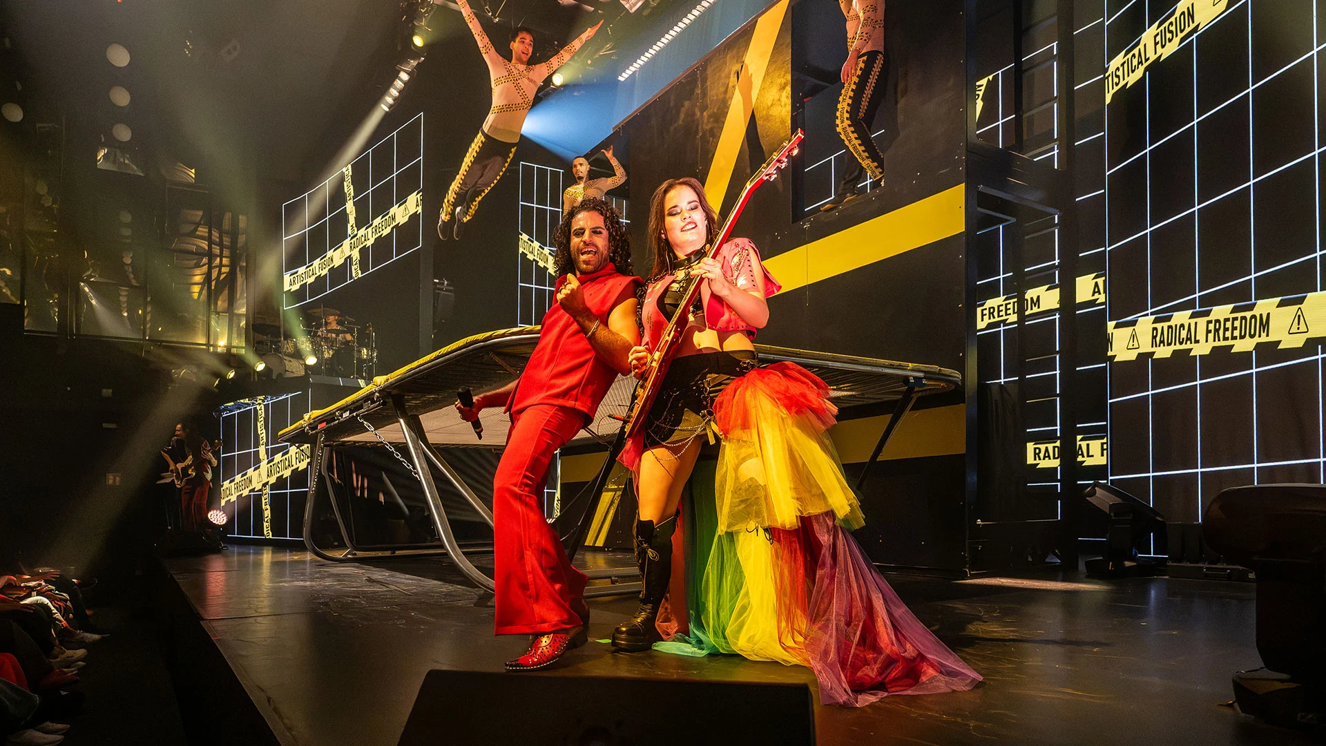 Live-Musiker auf der Bühne der GROOVE Show im GOP Artistical-Theater Essen